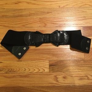 Final price drop! Waist belt with bow 🎀