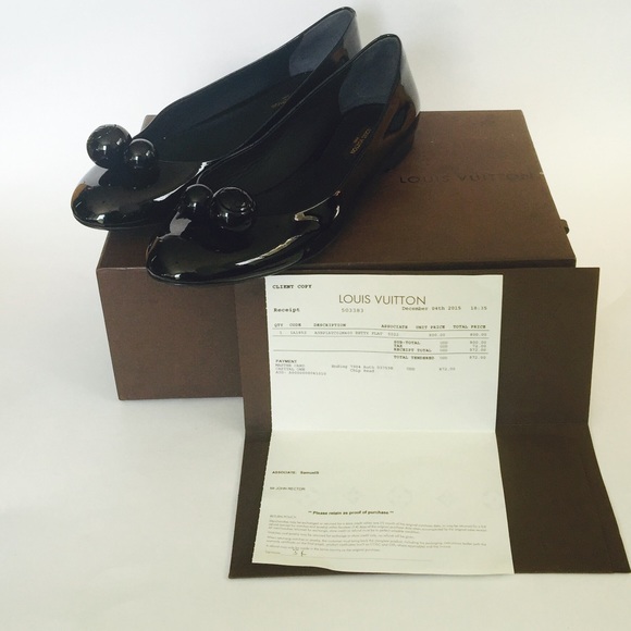 Louis Vuitton - Picture 3 of 3