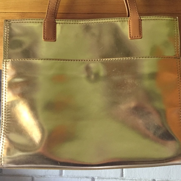Tory burch gold metallic leather tote - Picture 4 of 4