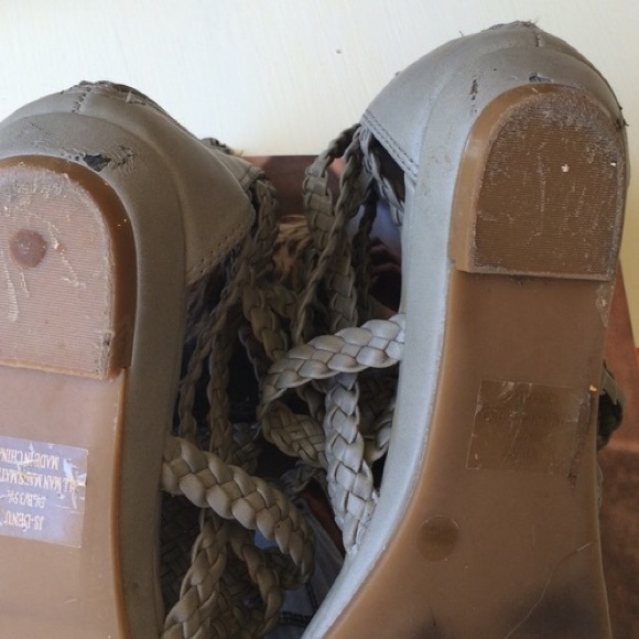 Gladiator Grey Summer Sandals. - Picture 3 of 4