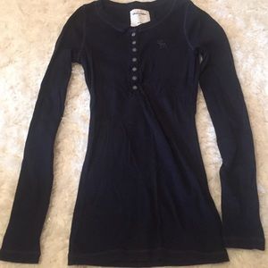 Children's Abercrombie navy blue top