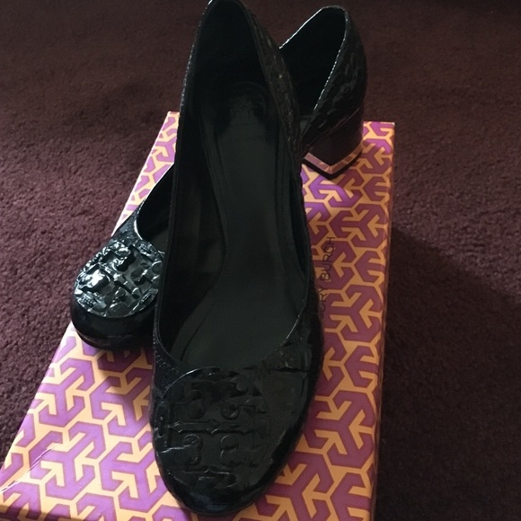 Black croc Tory butch