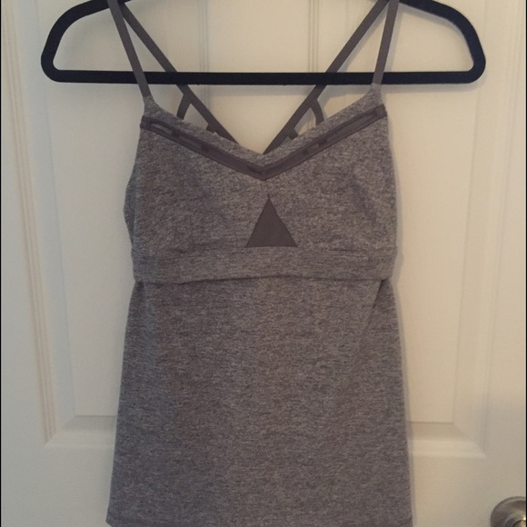 Lululemon workout top