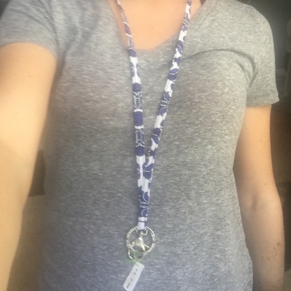 Brand new Vera Bradley breakaway lanyard & 3 pens - Picture 2 of 4