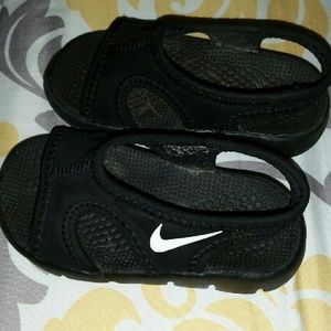 Toddler nike sandals