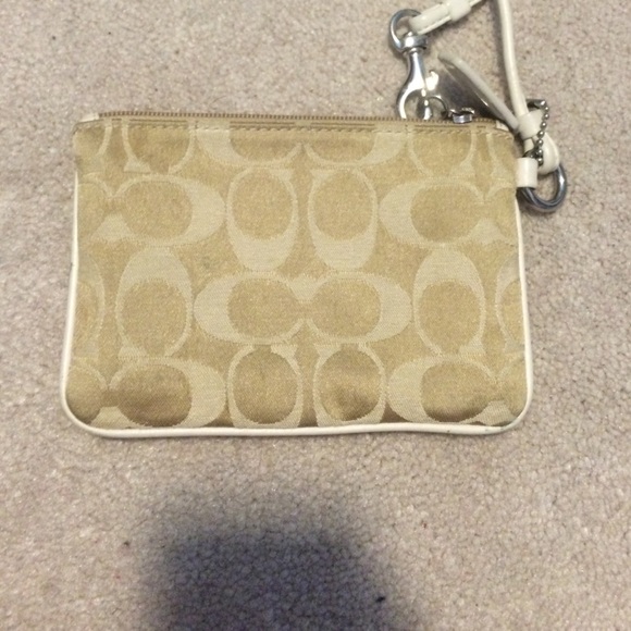 Coach Wristlet - Picture 3 of 4