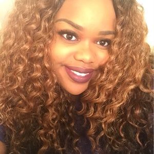 Meet your Posher, Sabrina