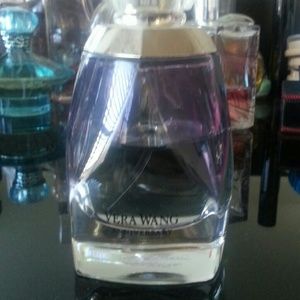Vera Wang Anniversary perfume