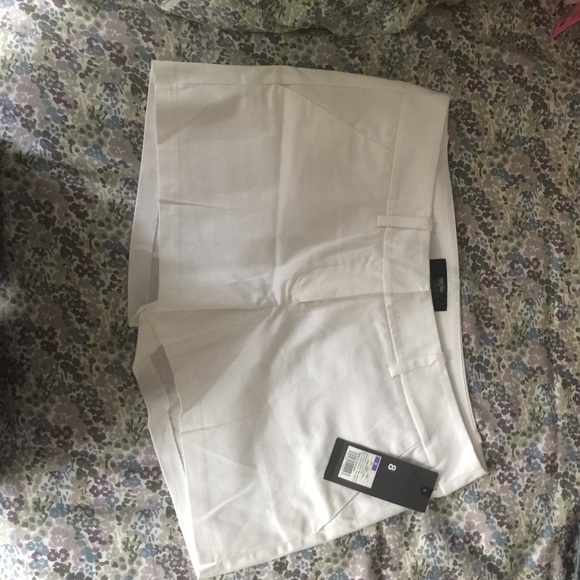 White Mossimo shorts NWT
