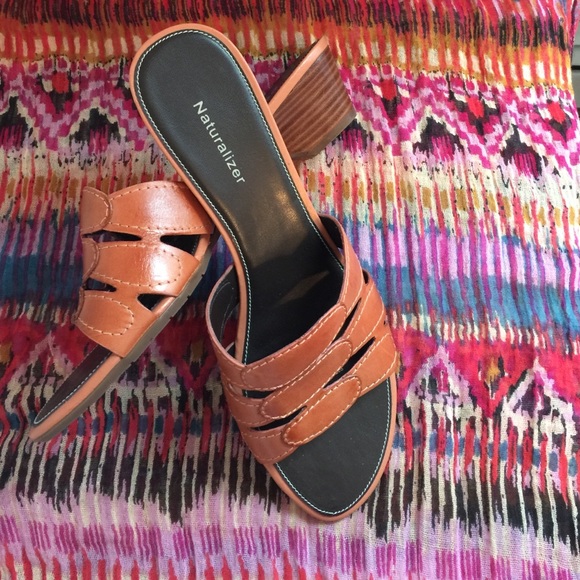 Naturalizer Wedges