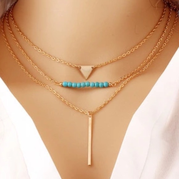 Jewelry - 💟Triple Layer Gold Beaded Necklace💟