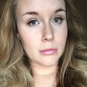 Meet your Posher, Stacey