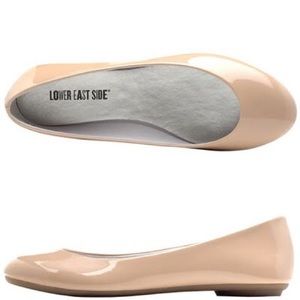 Comfortable women's flats
