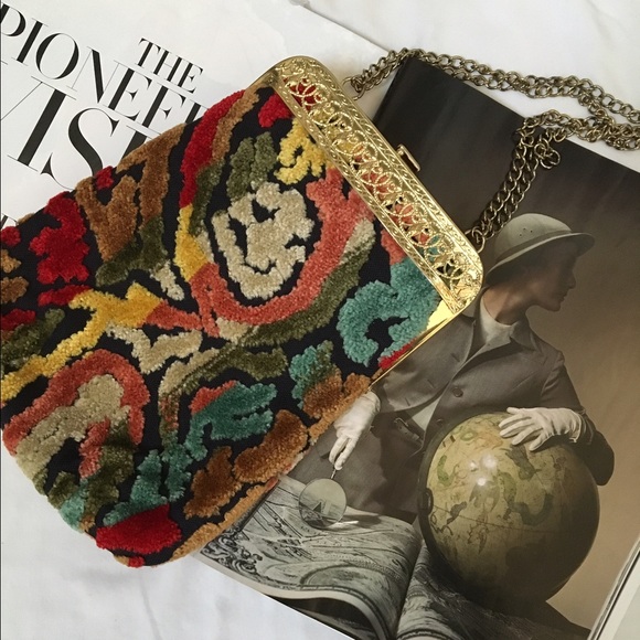 Handbags - Vintage purse