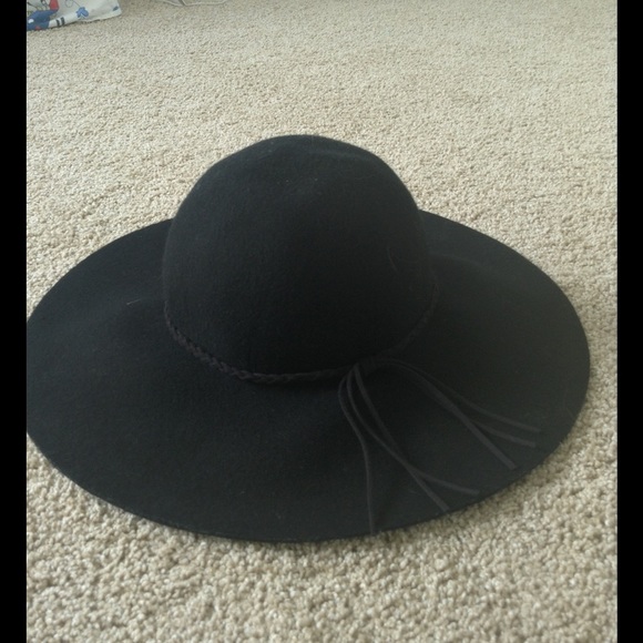 American Eagle felt floppy sun hat