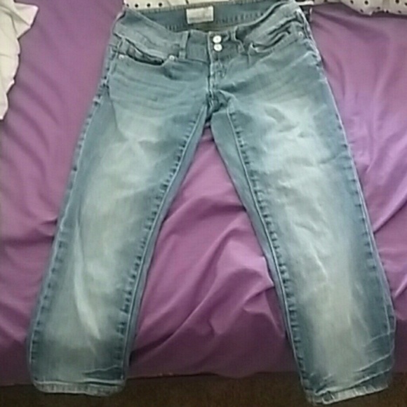 Aero capris