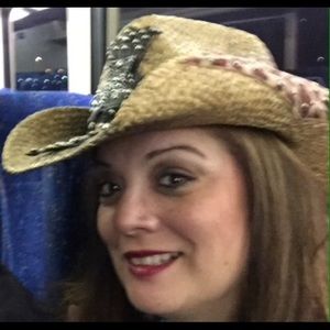 Meet your Posher, Brenda