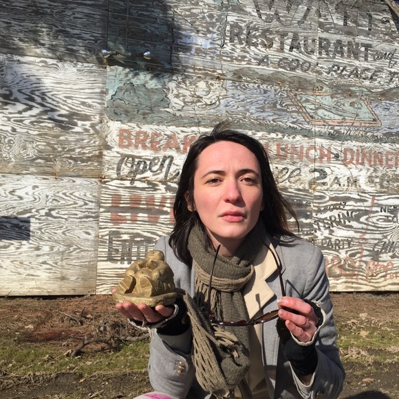 πβπ¨ About Emily Rugburn - Picture 3 of 3