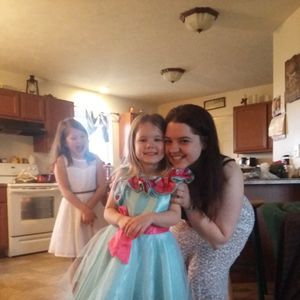 Meet your Posher, Amrah