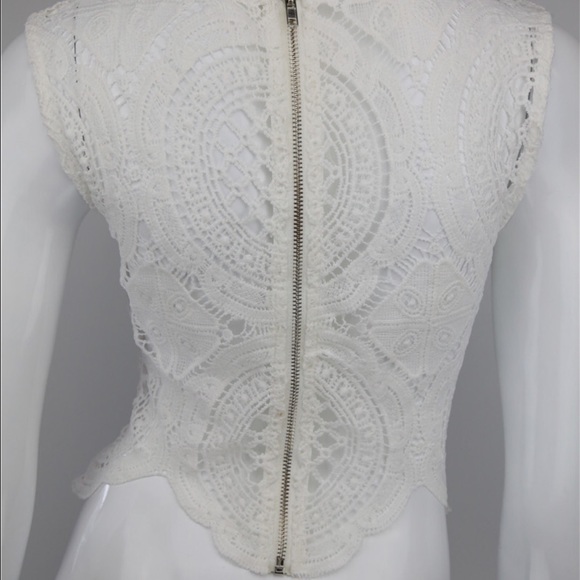 Lace White Crop Top - Picture 4 of 4