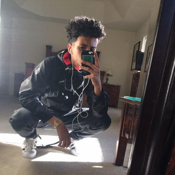 Meet your Posher, Jesus