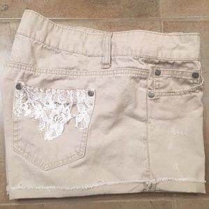 BKE Casual shorts