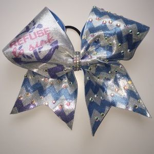 "Refuse to sink" anchor Cheer bow
