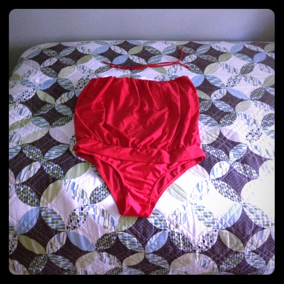 Bathing suit