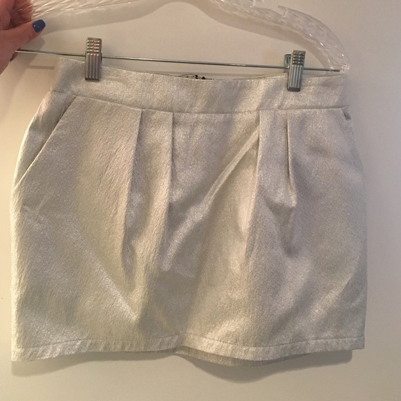 Aqua mini skirt