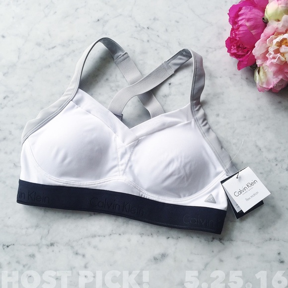 Calvin Klein Other - 🎉 CALVIN KLEIN Flex Motion Convertible Sports Bra