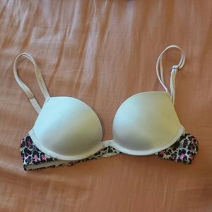 PINK Victoria's Secret push up bra