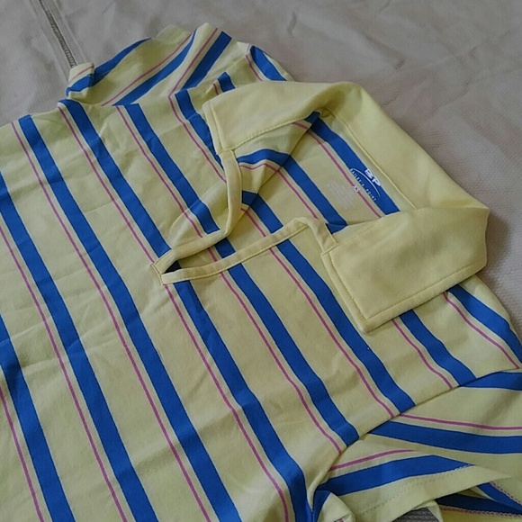 Bailey's Point pullover t-shirt. - Picture 2 of 3