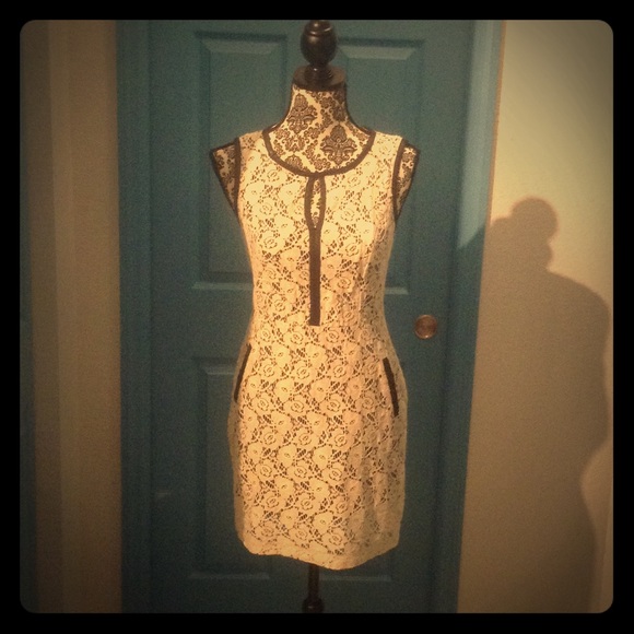 Lase  mimi dress