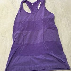 Lululemon tank size 6