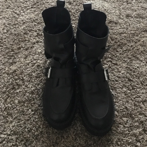 boots