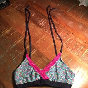 California Kisses girls sports top