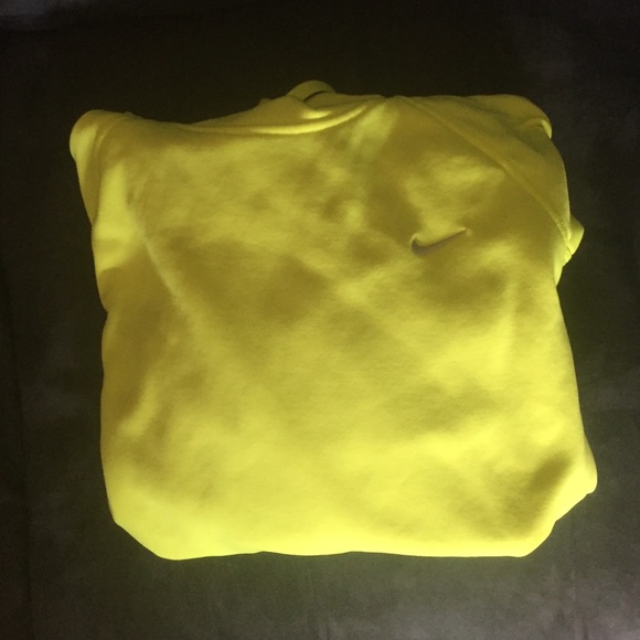 Nike sweatshirt