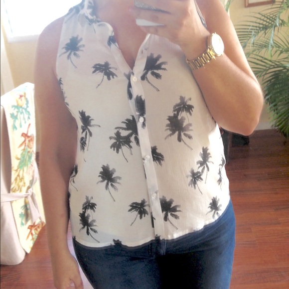 American Eagle Palm Tree Tank Top