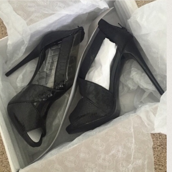 New Steve Madden Black Stiletto Heels Banocka 7.5 - Picture 3 of 4