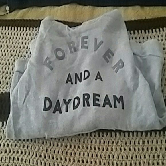 Im selling a BRAND NEW old navy sweatshirt for $15