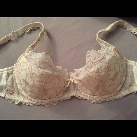 Victoria's Secret Lined Demi bra
