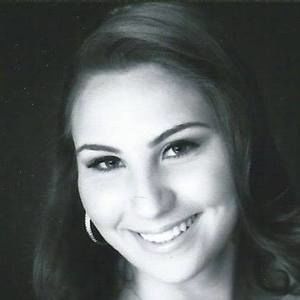 Meet your Posher, Verónica