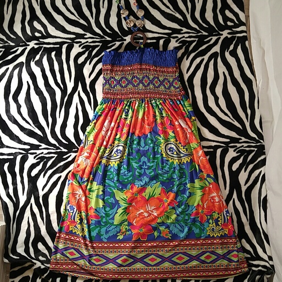 Tropical dress in fun colors