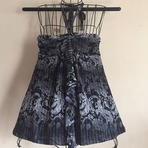 Adorable halter top by Express