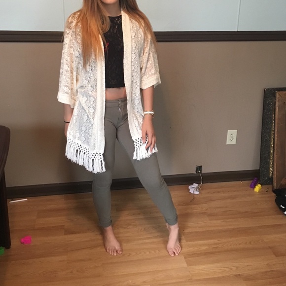 American Eagle Outfitters Sweaters - American eagle cardigan