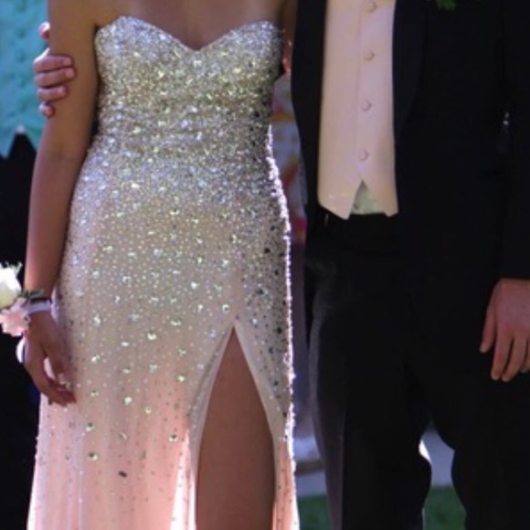 Dresses & Skirts - 2 hour sale! Light Pink and Silver Strapless Prom