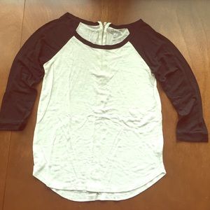 American Eagle zip back baseball tee