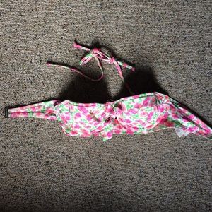 Abercrombie & Fitch Swim - Abercrombie floral bikini top Abercrombie & Fitch Swim - Abercrombie floral bikini top