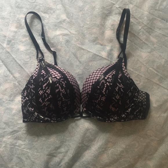 Limited edition Vs bombshell bra
