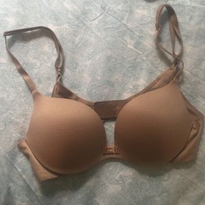 Beautiful nude Vs pushup bra
